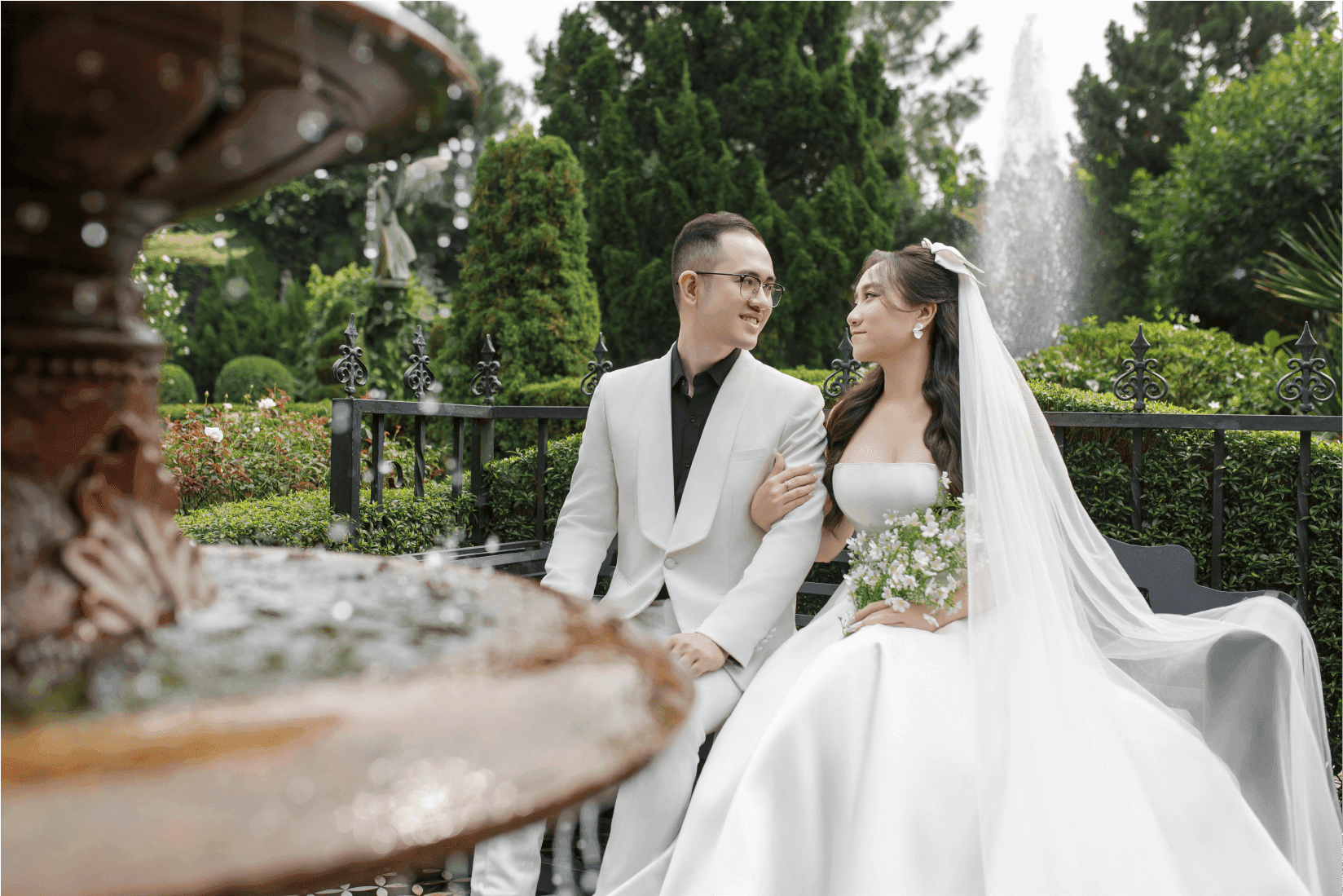 Vi and Trung portrait